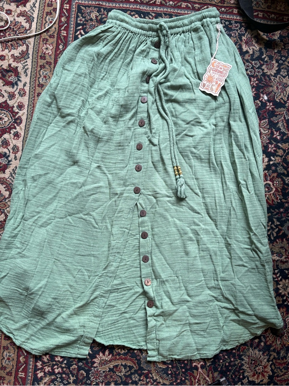 Gardenbelle button skirt